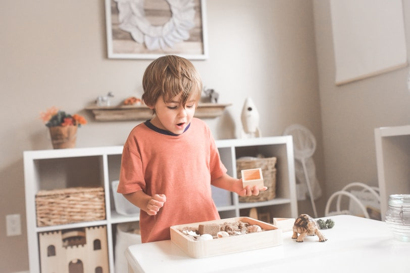 Child playing with sensory toys for autism – colorful and calming sensory play