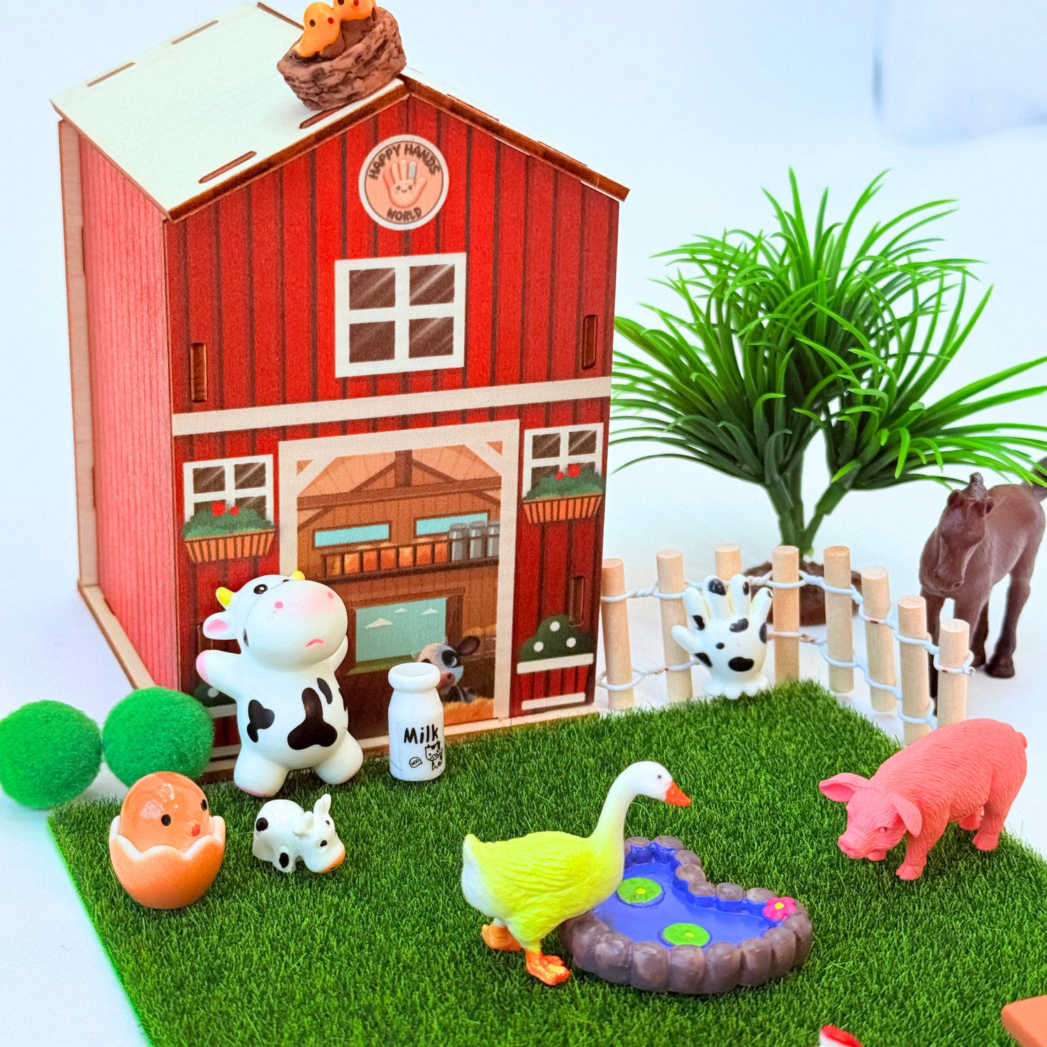 Toy barn with farm animals