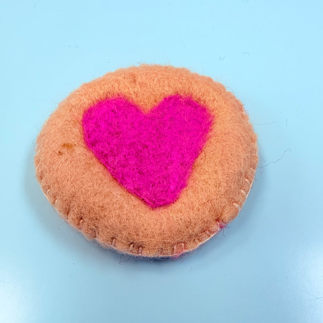 Heart-shaped object 